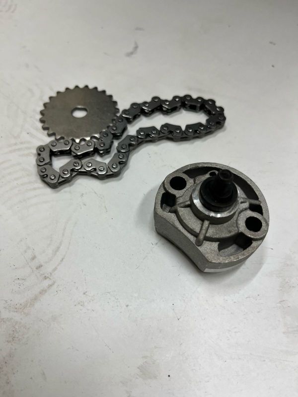 Масляный насос + цеп CB 300куб